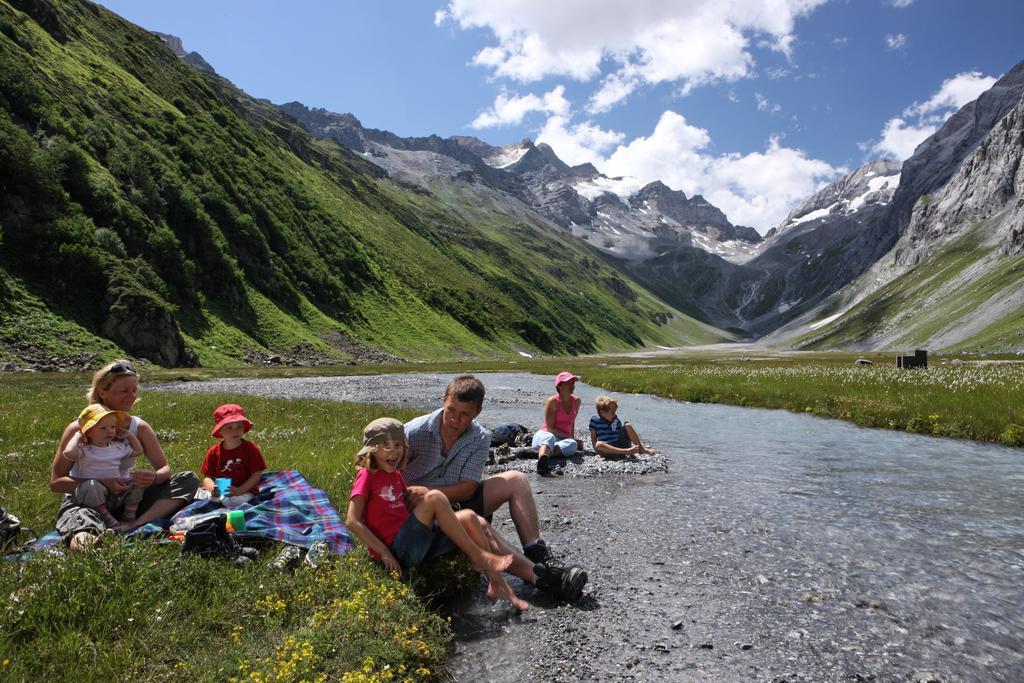 Aparthotel Pradas Brigels 3*